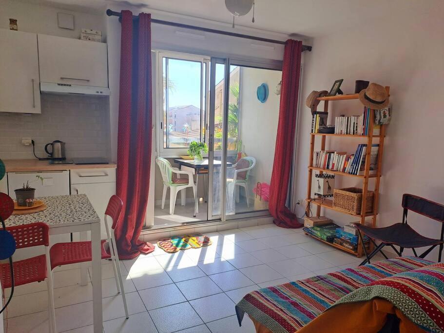Coeur De Corniche Apartment Сет Екстериор снимка